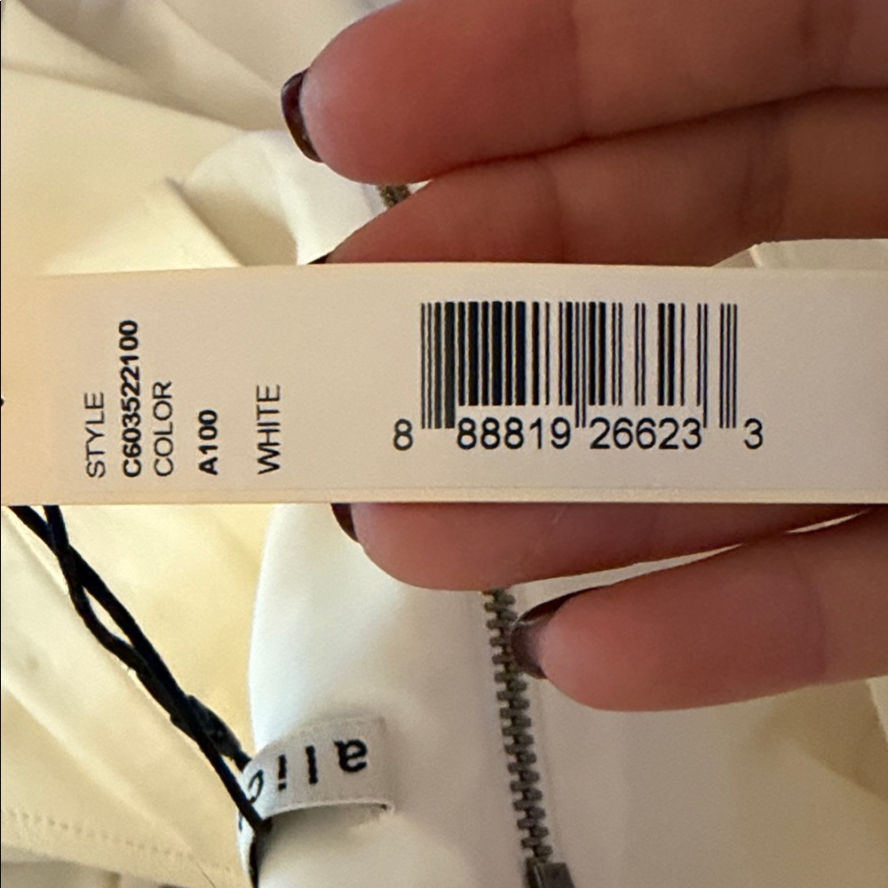 Alice & Olivia Elegant Cream Dress - Picture 8 of 8